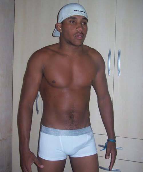 cafucu de cueca pau duro