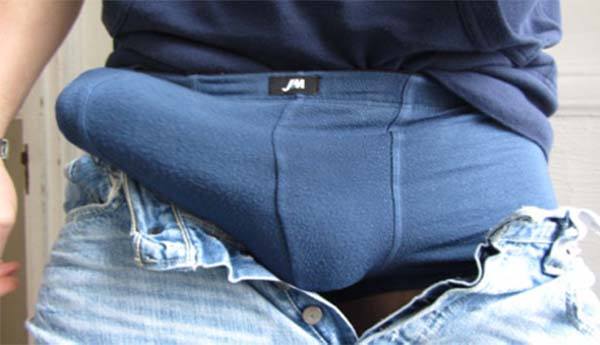 paus volumosos na cueca