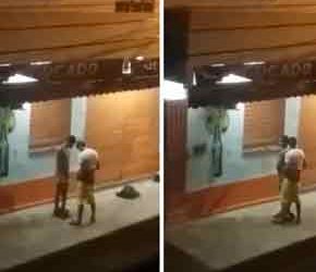 Dois caras transando no meio da rua no RJ