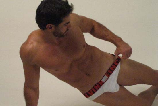 David-Zepeda-pelado-cueca