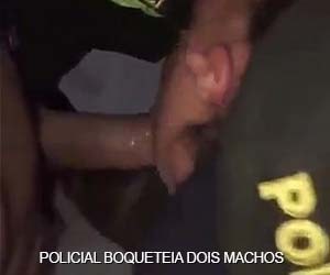 Agente policial apreende dois caralhudos e mama