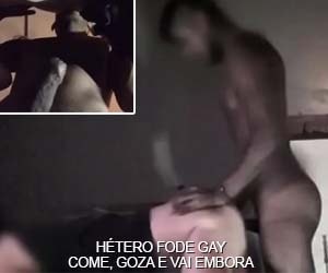 Traçando o pau do hétero e ganhando leite de quatro na cama