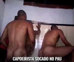 Lutador de capoeira fudendo com negão ativo