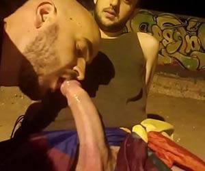 Experimentando lapa de manjuba na Parada Gay Espanhola