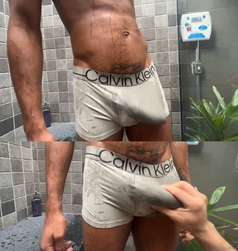 piicona preta macho tomando banho de cueca volume bulge gay video