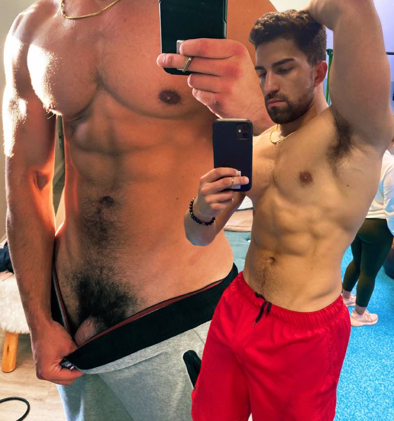 Dono da academia troca mensalidade por sentada sem camisinha