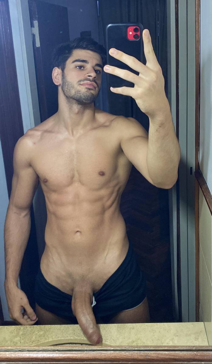 dick escaping nudes amaateur gay pau escapa 20