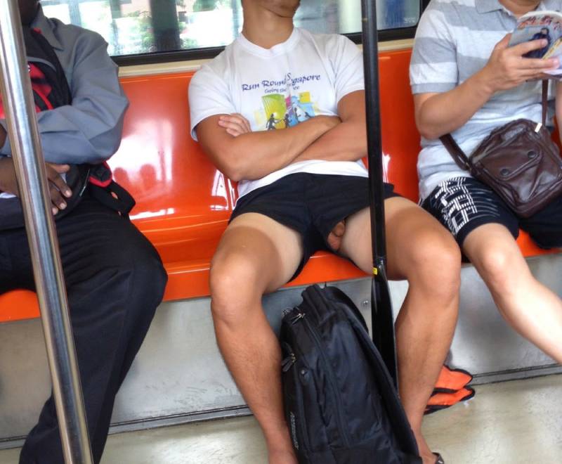 dick escaping nudes amaateur gay pau escapa 37